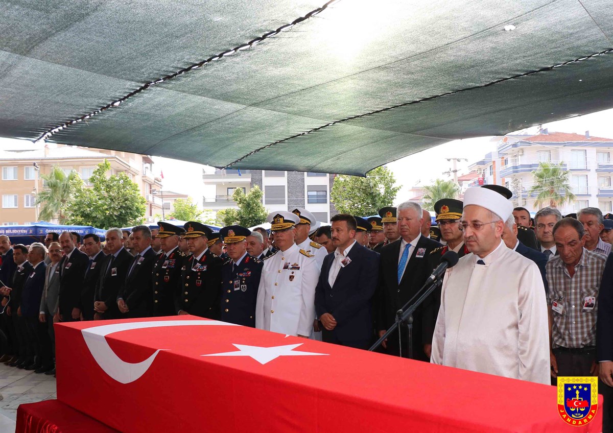 Diyarbakır'da şehit olan hemşehrimiz Jandarma Uzman Çavuş Turgut İçen'in Cenaze Töreni 23.06.2022