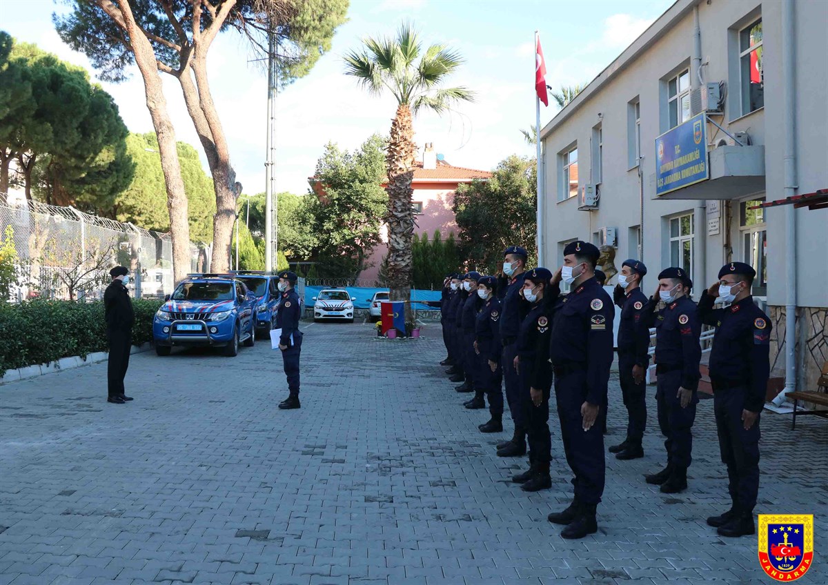 İzmir İl Jandarma Komutanı Tuğgeneral Hüseyin Hilmi ATABAY'ın Bayındır İlçe Jandarma Karakol Komutanlığını Denetleme Faaliyeti 01.12.2021