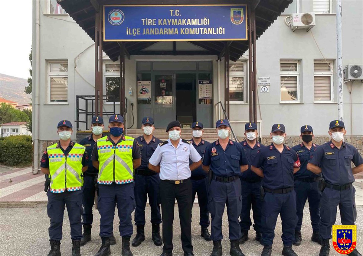 İzmir İl Jandarma Komutanı Tuğgeneral Hüseyin Hilmi ATABAY'ın Tire İlçe Jandarma Karakol Komutanlığını Denetleme Faaliyeti  18.08.2021