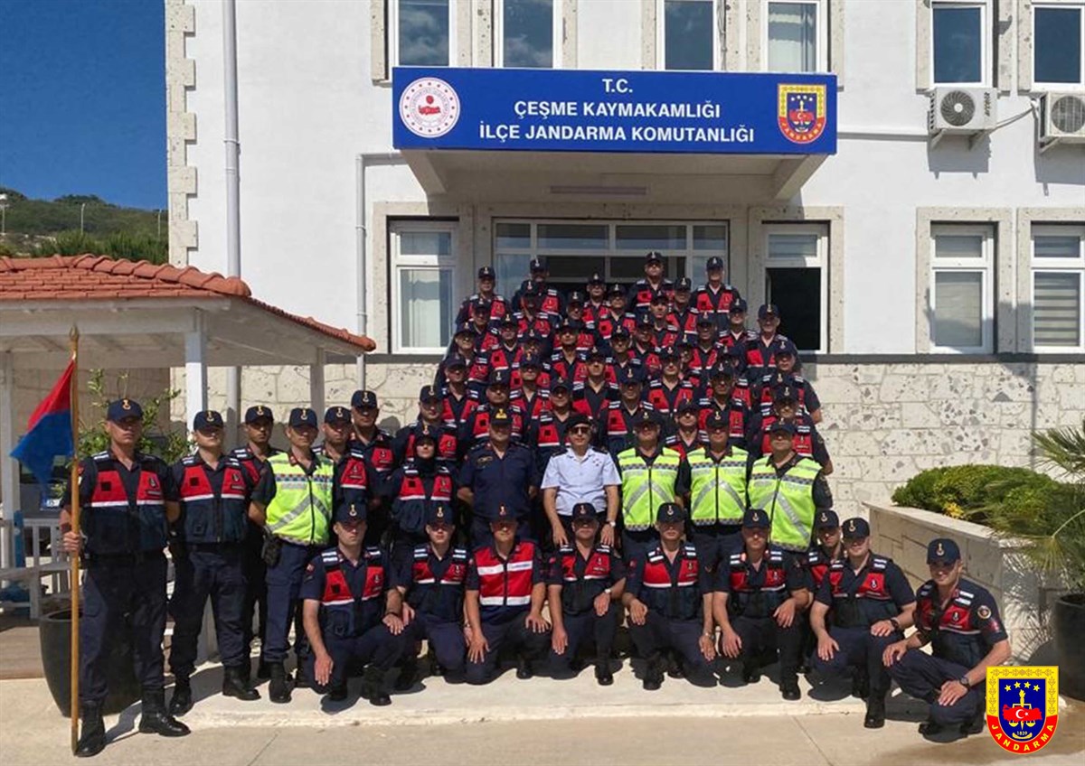 İzmir İl Jandarma Komutanı Tuğgeneral Hüseyin Hilmi ATABAY'ın Çeşme İlçe Jandarma Karakol Komutanlığını Denetleme Faaliyeti 02.06.2022