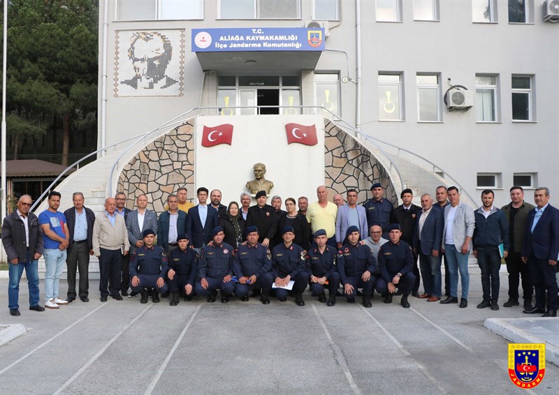 İzmir İl Jandarma Komutanı Tuğgeneral Hüseyin Hilmi ATABAY'ın  Aliağa İlçesi Muhtarları İle Toplantısı  06.05.2022