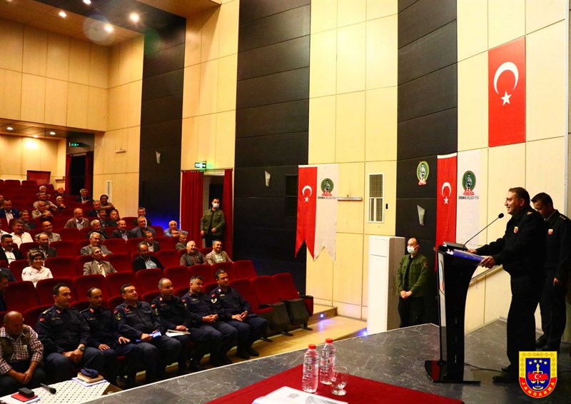 İzmir İl Jandarma Komutanı Tuğgeneral Hüseyin Hilmi ATABAY'ın  Ödemiş İlçesi Muhtarları İle Toplantısı 05.05.2022
